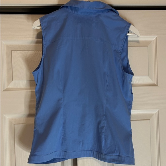 White House Black Market Sleeveless Rushed Front Shirt Tranquil Blue Size 12 - Picture 3 of 8